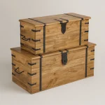Ξύλινα Μασίφ Μπαούλα σε Μελί Απόχρωση