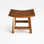 Ξύλινο Σκαμπό σε Φυσική Απόχρωση