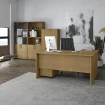 Επαγγελματικό γραφείο με προέκταση