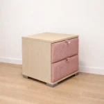 Κομοδίνο με 2 Υφασμάτινα Συρτάρια σε Ροζ Καρό